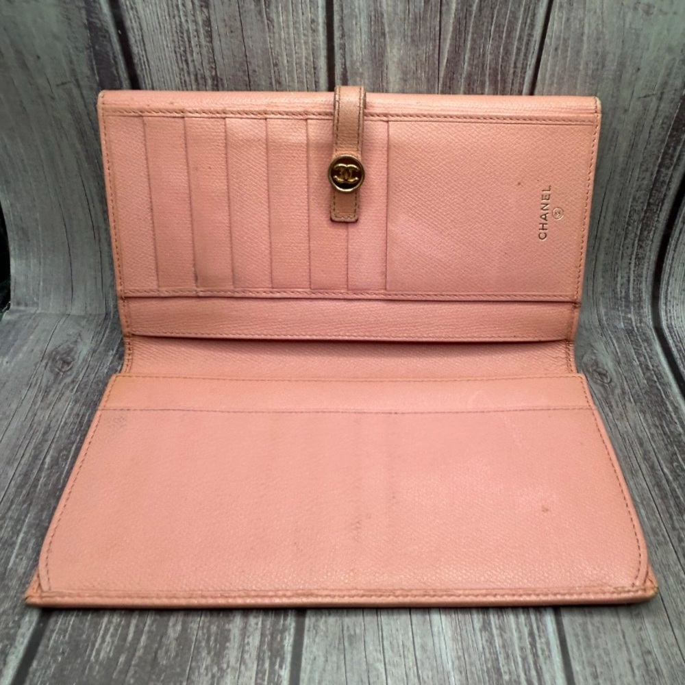 CHANEL Ballet Pink Leather Long Bifold Wallet - Picture 4 of 16